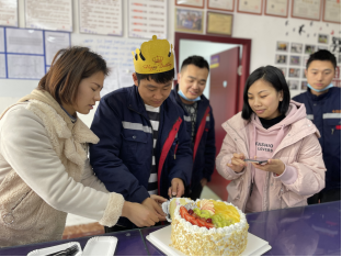 四川今日达航空货运有限公司------------2021.0.3.08日举行了3月生日会